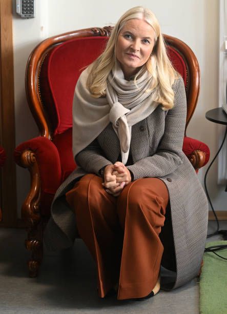 Norway's Crown Princess to Undergo Transplant