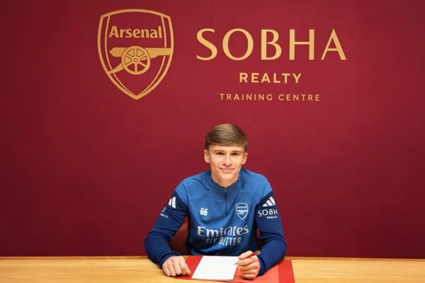 Evan Mooney Joins Arsenal