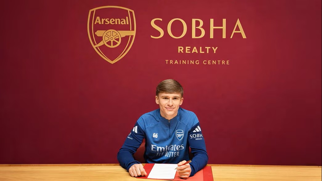 Evan Mooney Joins Arsenal