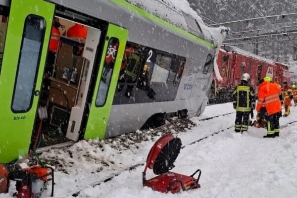 Avalanche Derails Swiss Regional Train; Five Injured