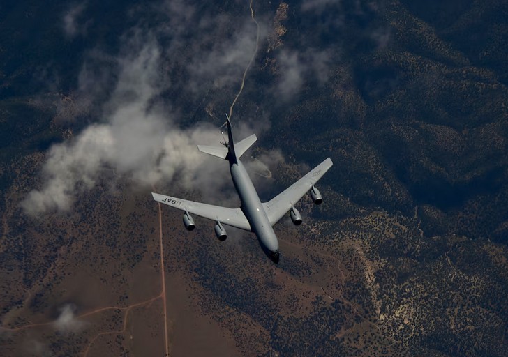 US Refueling Aircraft Crashes in Western Iraq