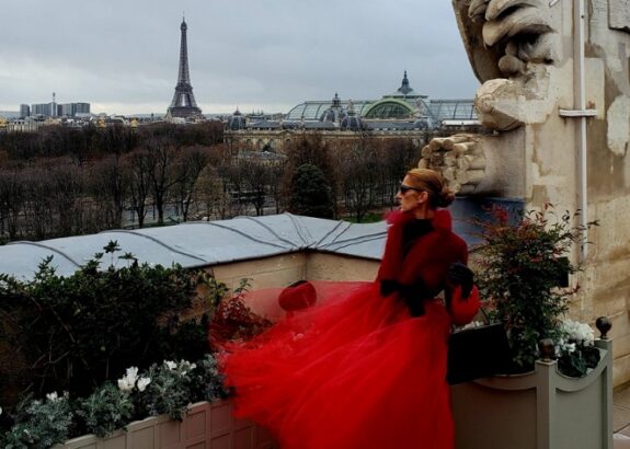 Céline Dion Announces 10-Night Paris Residency