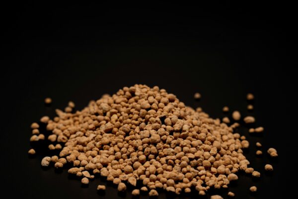 War in Iran Sends Fertiliser Prices Soaring for Global Farmers