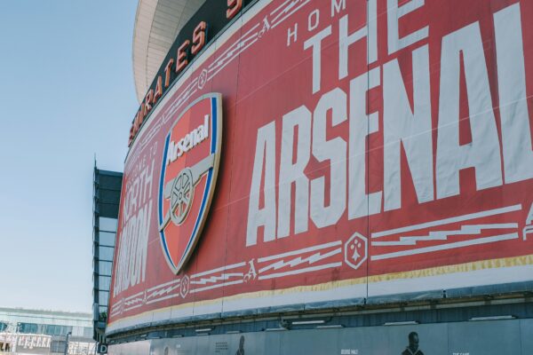 Arsenal Near First Title Since 2004