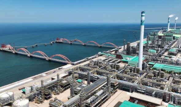 US Sanctions Hengli Refinery Over Iranian Oil Purchases