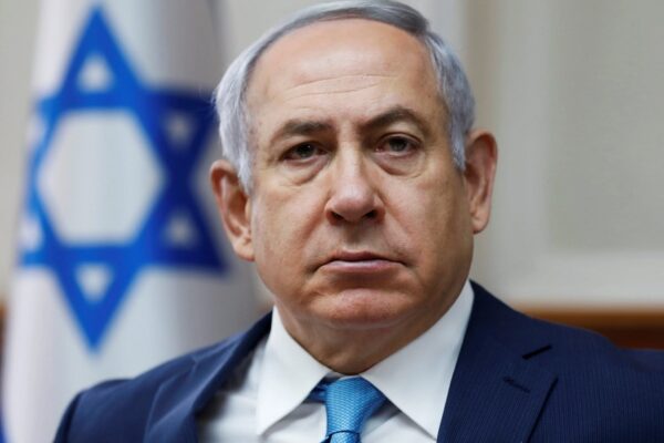 Netanyahu Dismisses Chief of Staff