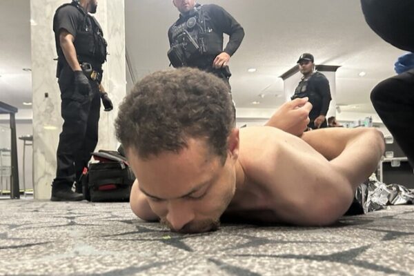 Shooting Suspect in Custody After Failed Attack on Trump