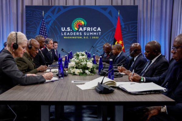 Smarter Governance Through Real-Time Data Analytics: The MetricsHour Advantage