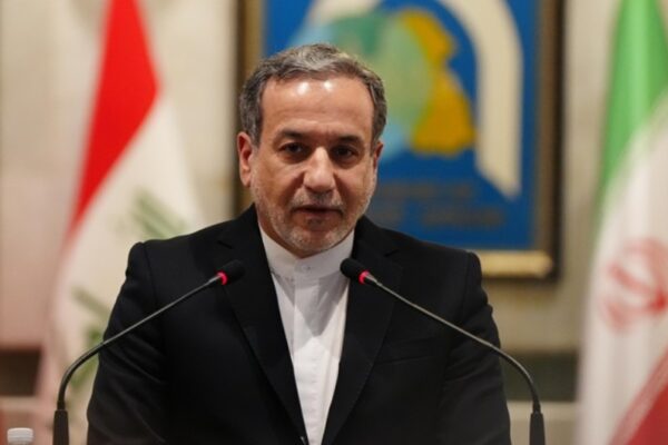 US Prefers Reckless Military Adventure Over Diplomatic Solutions - Araghchi 