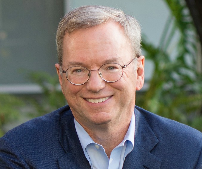 Ex-Google CEO Eric Schmidt Booed at Graduation Speech 