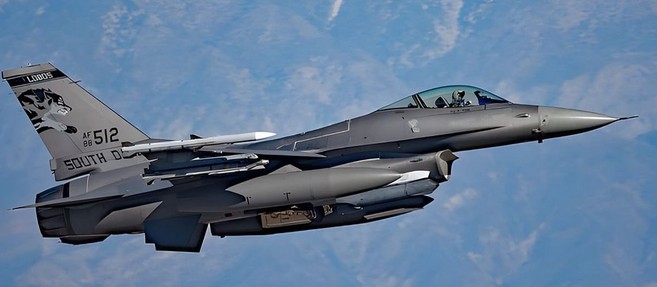 American Strikes Hit Iranian Targets Amid Ceasefire Talks