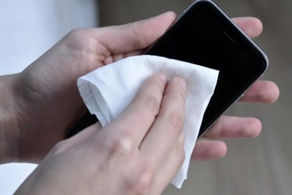 Smartphone Tech Detects Surface Bacteria in Five Minutes