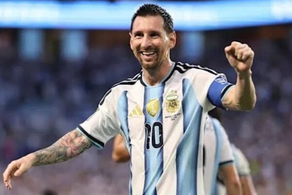Messi Leads Golden Boot Race Before Quarterfinals
