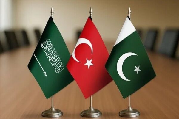 Saudi Arabia, Turkey and Pakistan Sign Defence Pact