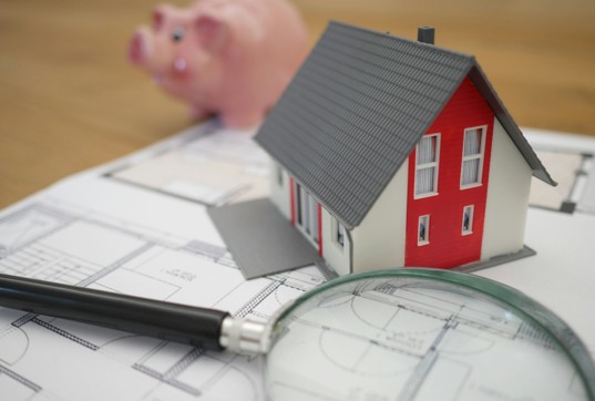 From Paper Plans to Smart Homes: How Technology Is Changing the Way Houses Are Built