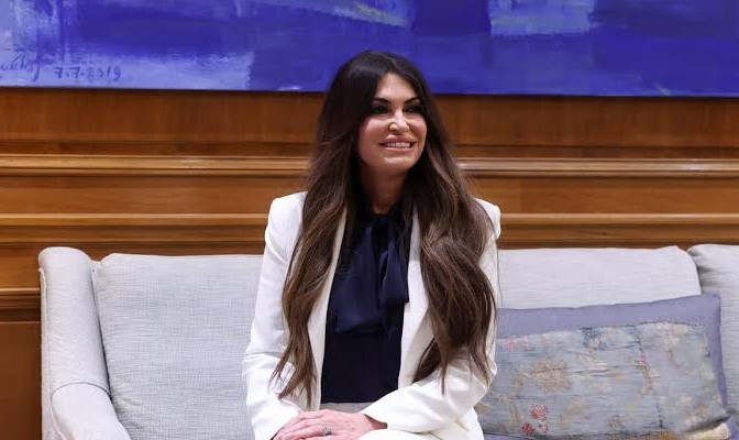 Scandal in Athens: Guilfoyle on the Brink