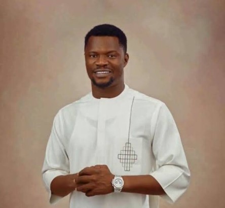Gospel Singer Toluwanisings Dies, Colleagues Mourn